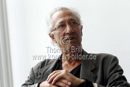 Deutsche Regisseur Nicolas Brieger im Interview über die Premiere der Oper 